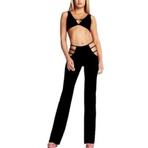 I am gia black lucid set! Size small!
